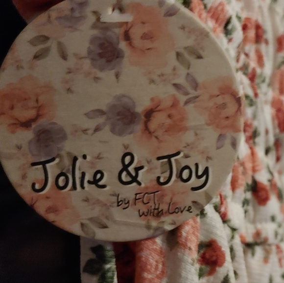 SOLD OUT Juniors Sleeveless Floral Print Dress - Picture 9 of 9